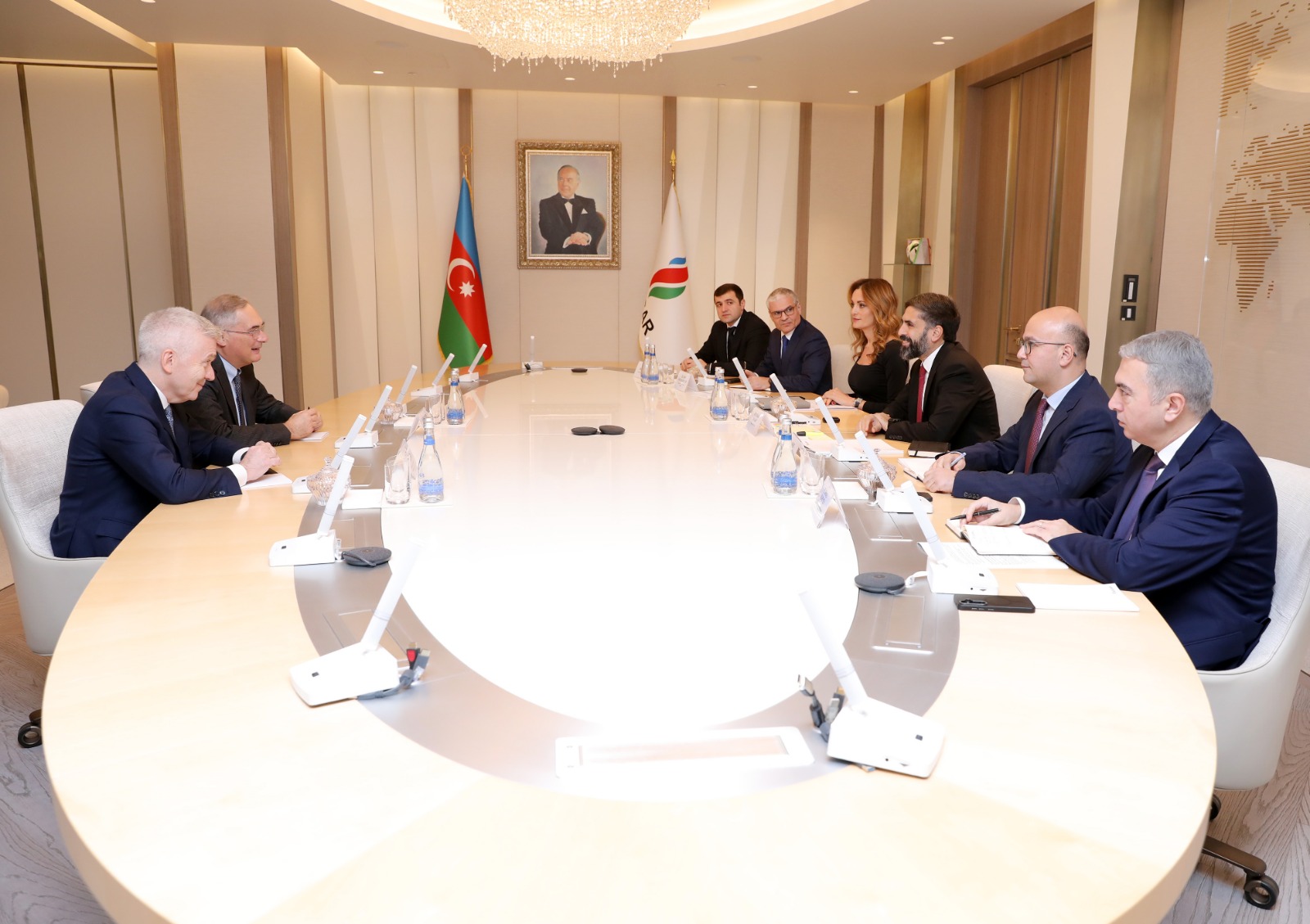 Azerbaijan’s SOCAR, Italian Saipem S.p.A. hold talks on future co-op (PHOTO)