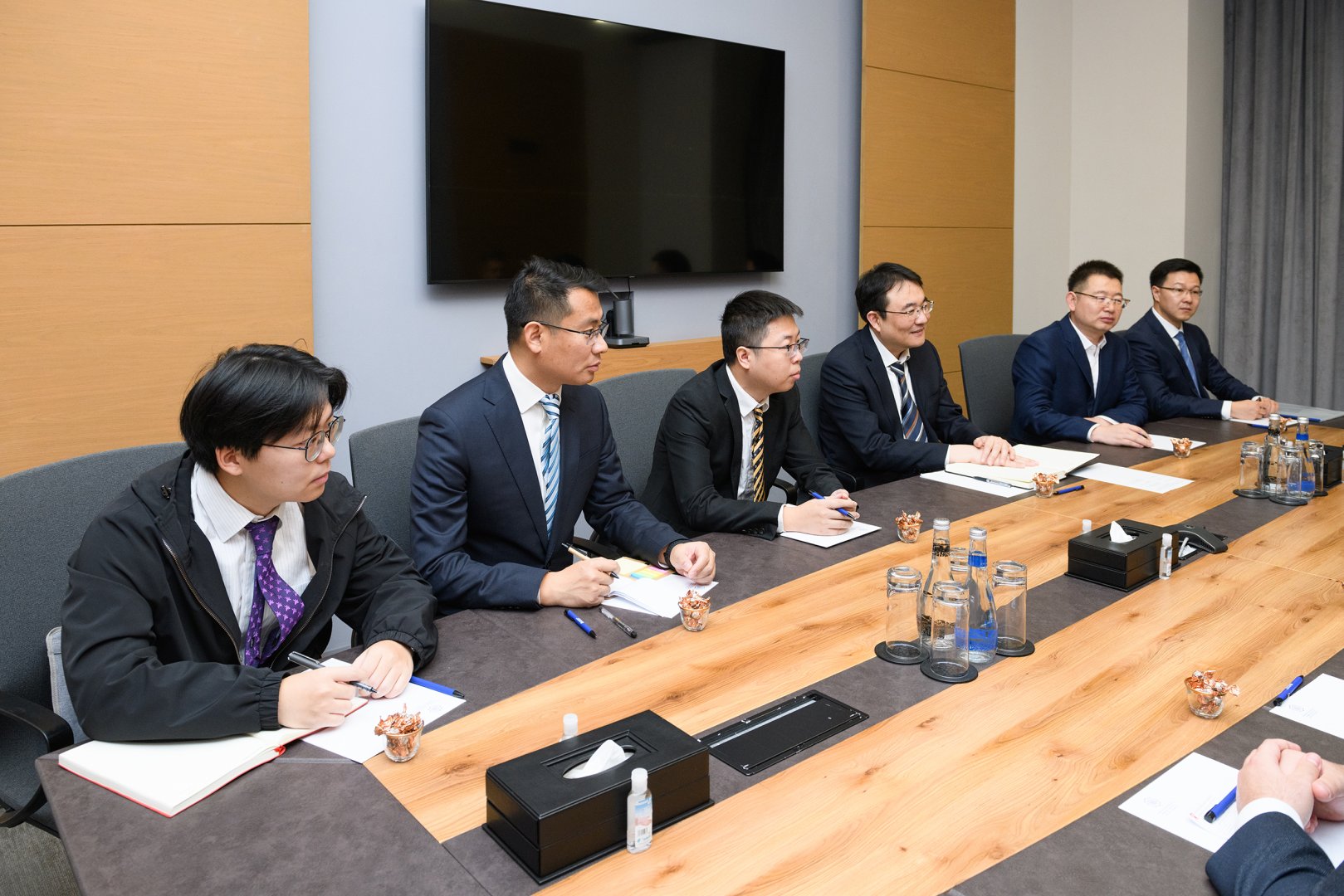 Azerbaijan, China join forces to boost transport and logistics co-op (PHOTO)