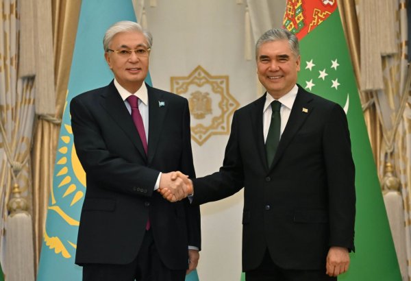 President of Kazakhstan arrives in Ashgabat to discuss co-op during Neutrality Forum