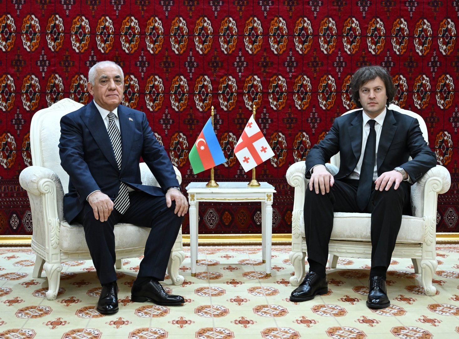 Azerbaijani PM meets with Georgian counterpart in Turkmenistan