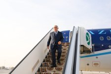 Azerbaijani PM arrives for working visit to Turkmenistan (PHOTO)