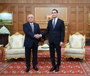 Azerbaijani PM discusses bilateral ties with Turkmenistan's president in Ashgabat (PHOTO)