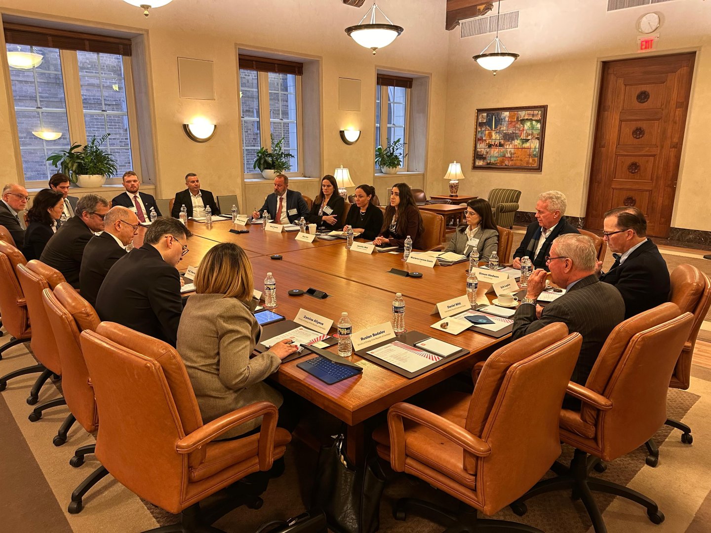 Azerbaijan and U.S. discuss strengthening energy sector cooperation (PHOTO)