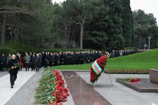 Azerbaijani Economy Ministry exalt memory of National Leader Heydar Aliyev (PHOTO)