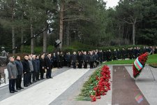 Azerbaijani Economy Ministry exalt memory of National Leader Heydar Aliyev (PHOTO)