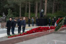 Azerbaijan's Ministry of Ecology and Natural Resources honors National Leader Heydar Aliyev (PHOTO)