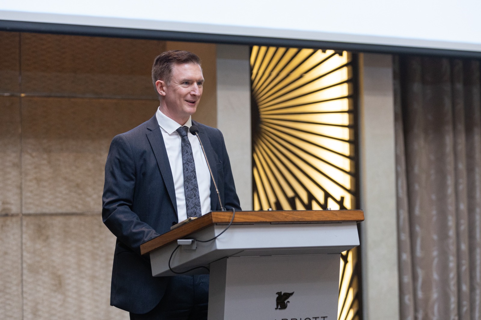 BCCA hosts dinner in honor of UK Trade Envoy to Azerbaijan, Central Asia