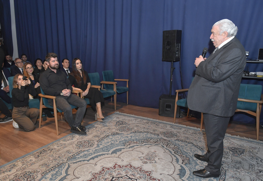 Baku hosts event commemorating National Leader Heydar Aliyev (PHOTO)