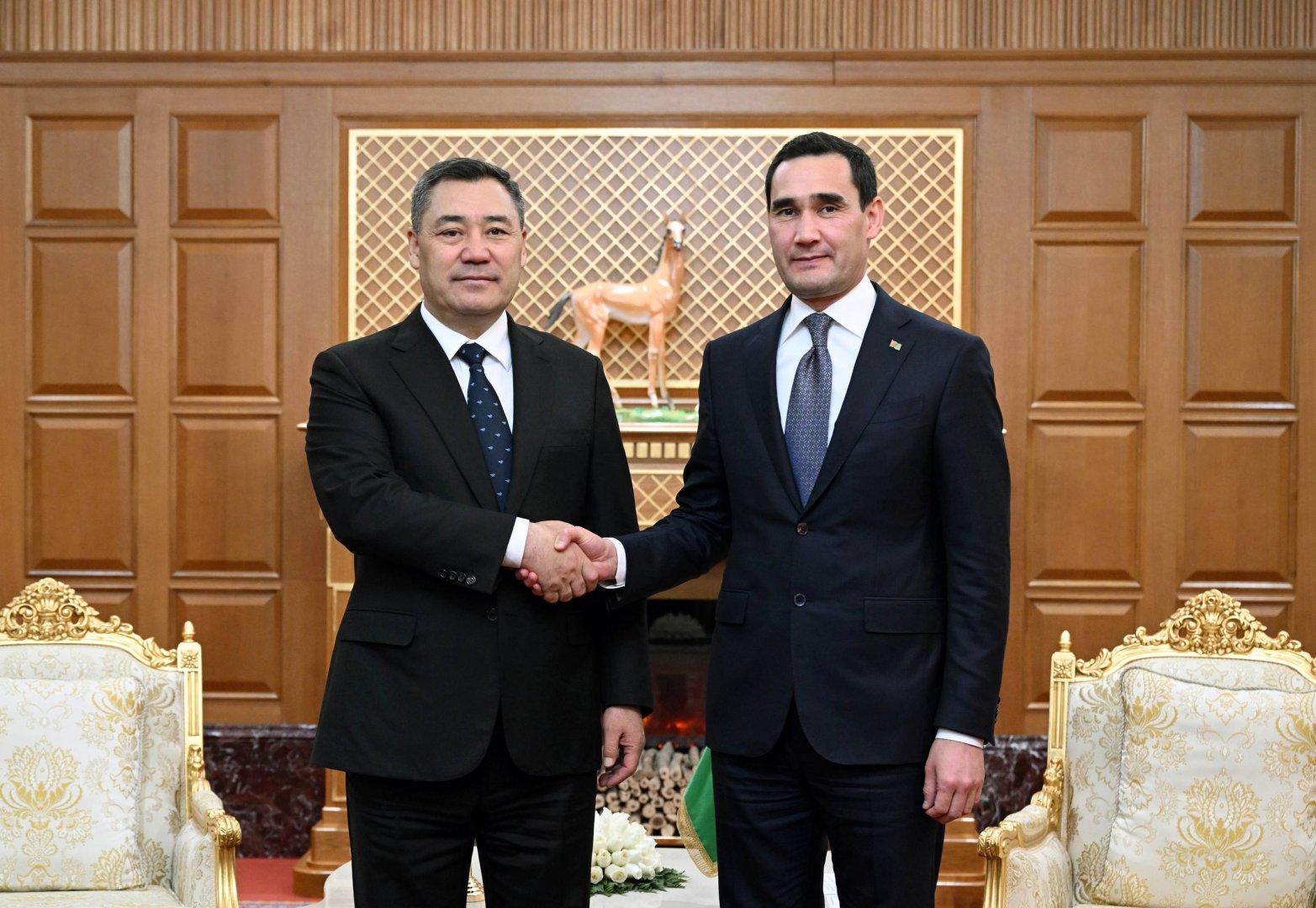 Kyrgyzstan, Turkmenistan discuss energy and transport co-op in Ashgabat