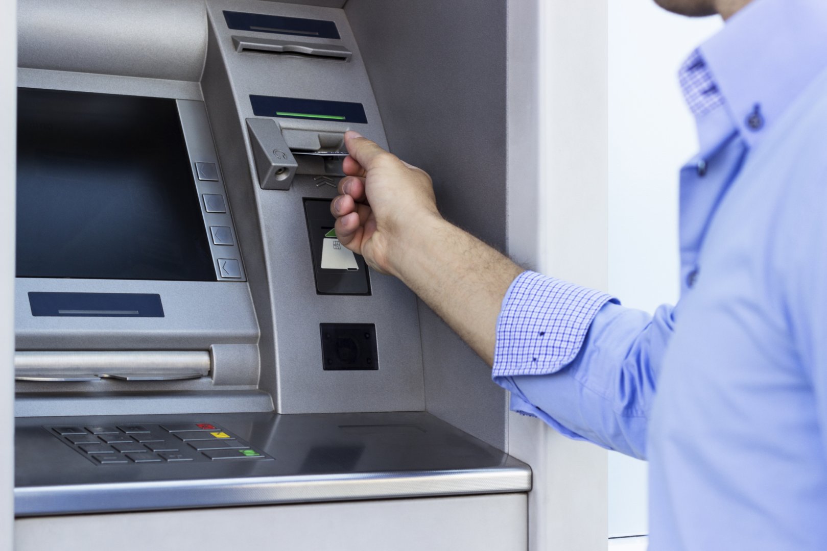 Turkmenistan reports number of nationwide ATMs in operation