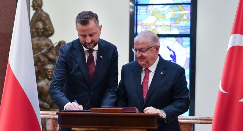Türkiye and Poland sign MoU to strengthen security cooperation