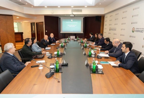 Azerbaijani Central Bank hosts presentation on balance of payments (PHOTO)