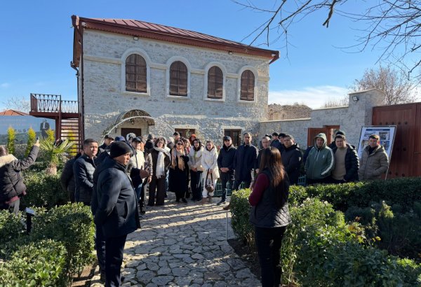 Uzbek delegation visits Azerbaijan's Shusha city (PHOTO)