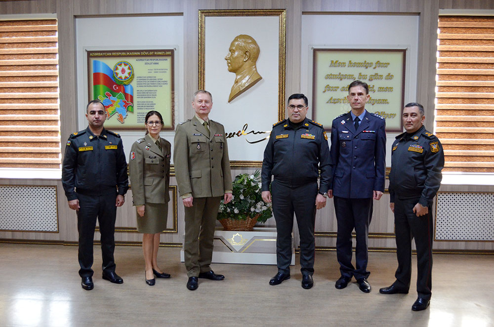 Azerbaijan and Poland explore military medicine cooperation (PHOTO)
