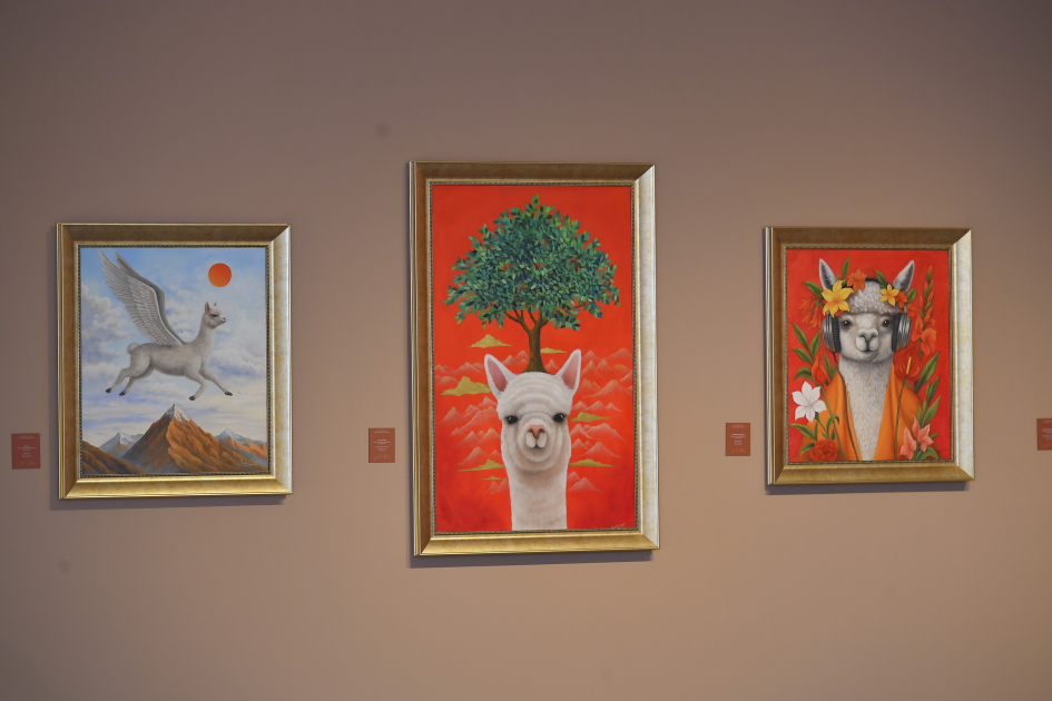 Alpacas by Sol Alejo shine at Baku’s Heydar Aliyev Center (PHOTO/VIDEO)