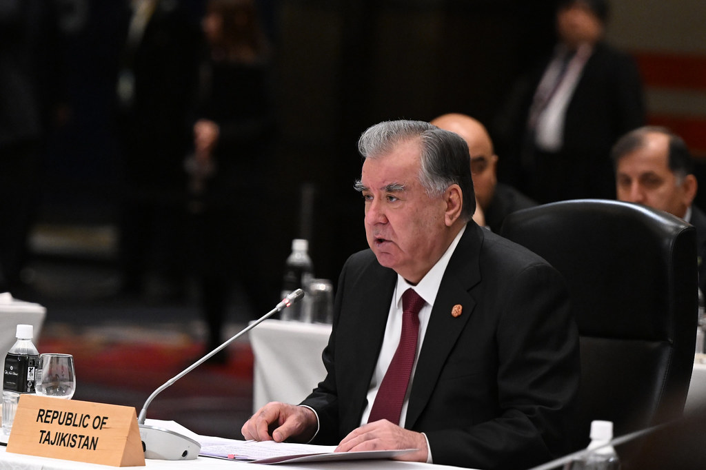 Tajikistan invites Japan to participate in logistics and digitalization projects