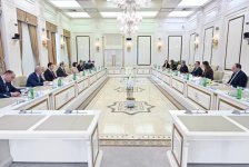 Azerbaijani Parliament Speaker meets Montenegro’s Deputy PM (PHOTO)