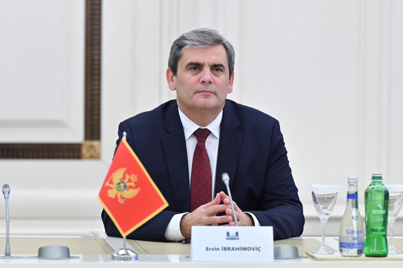 Azerbaijani Parliament Speaker meets Montenegro’s Deputy PM (PHOTO)