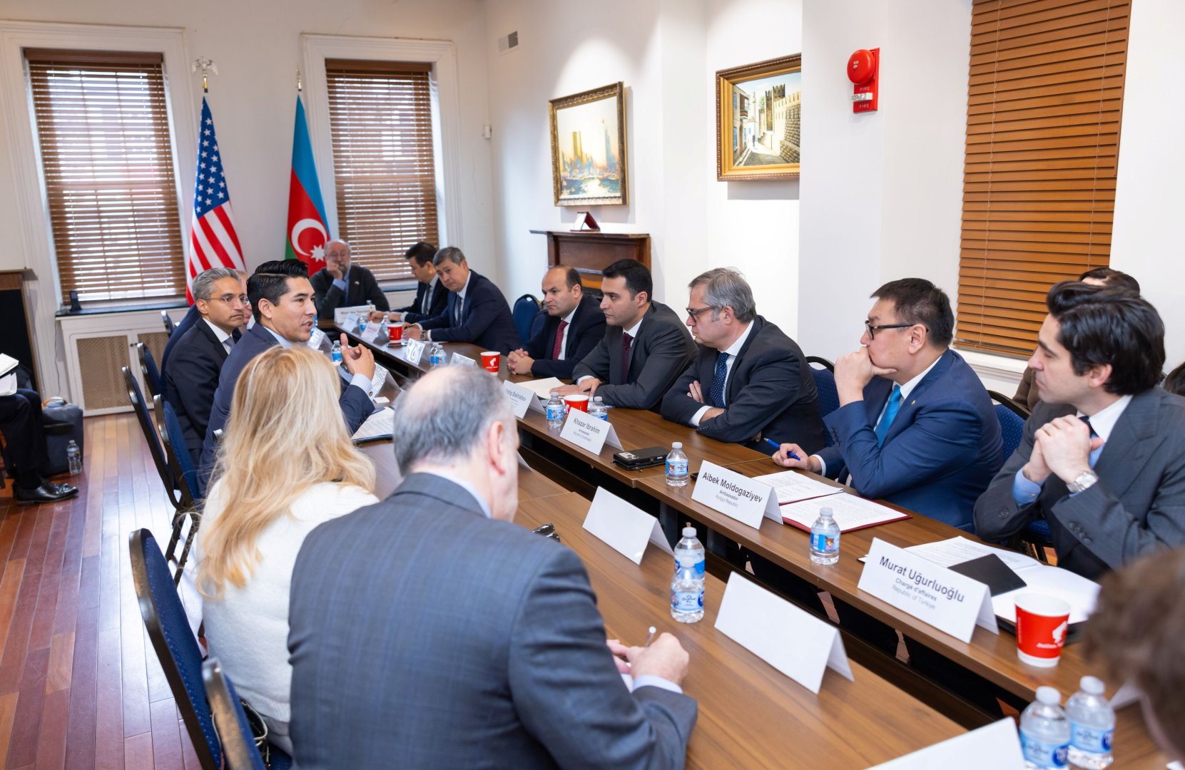 USACC hosts inaugural ambassadorial roundtable on TRIPP (PHOTO)