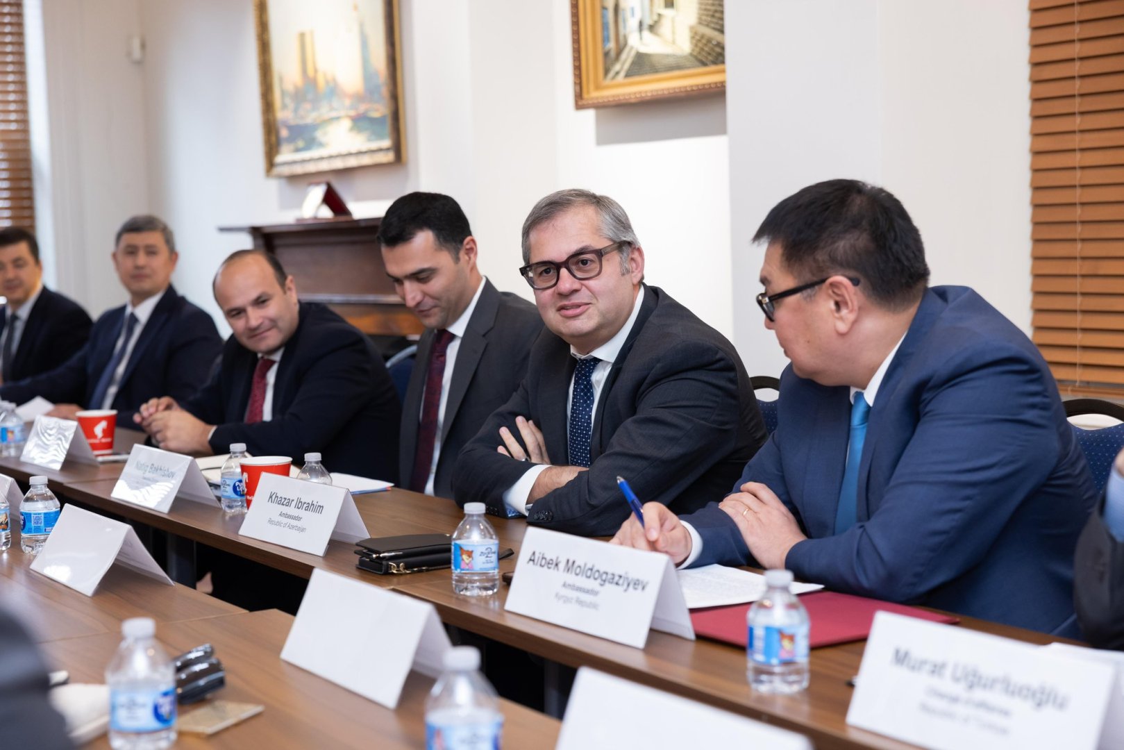 USACC hosts inaugural ambassadorial roundtable on TRIPP (PHOTO)