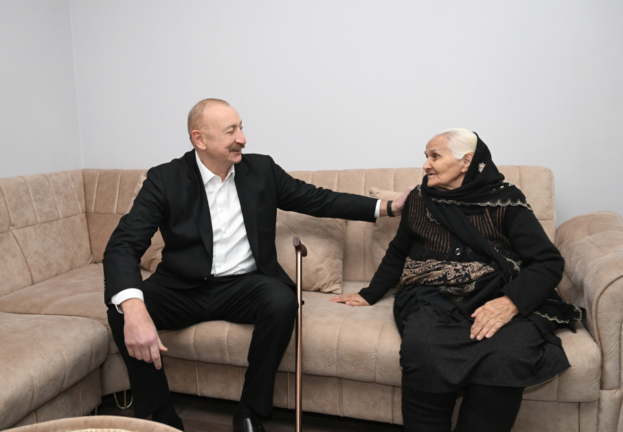 President Ilham Aliyev visits Karkijahan settlement in Khankendi (PHOTO)