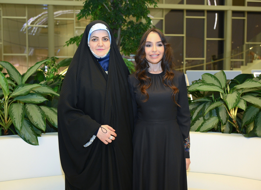 VP of Heydar Aliyev Foundation Leyla Aliyeva and Iranian President's daughter Zahra Pezeshkian visit exhibition "My Seas, My Oceans" (PHOTO)