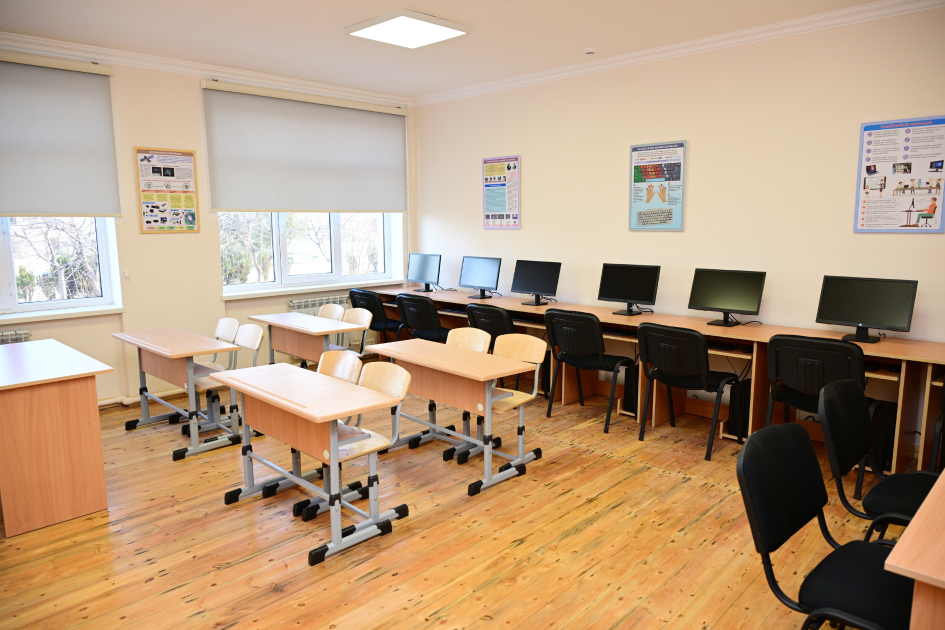 President Ilham Aliyev attends opening of Secondary School No. 1 in Karkijahan settlement after major renovations (PHOTO)