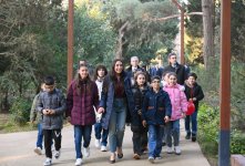 VP of Heydar Aliyev Foundation Leyla Aliyeva attends festivity for children at Central Botanical Garden (PHOTO)