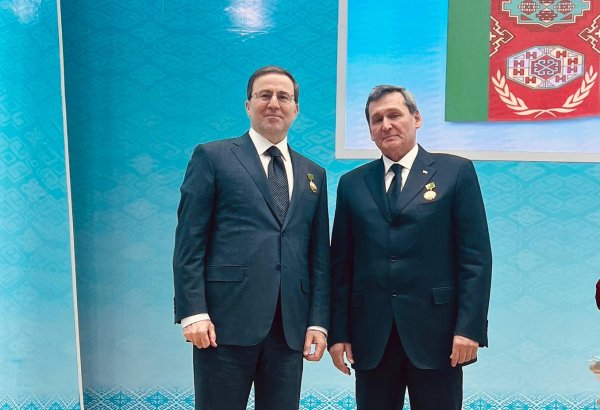 President of Turkmenistan awards Azerbaijani ambassador