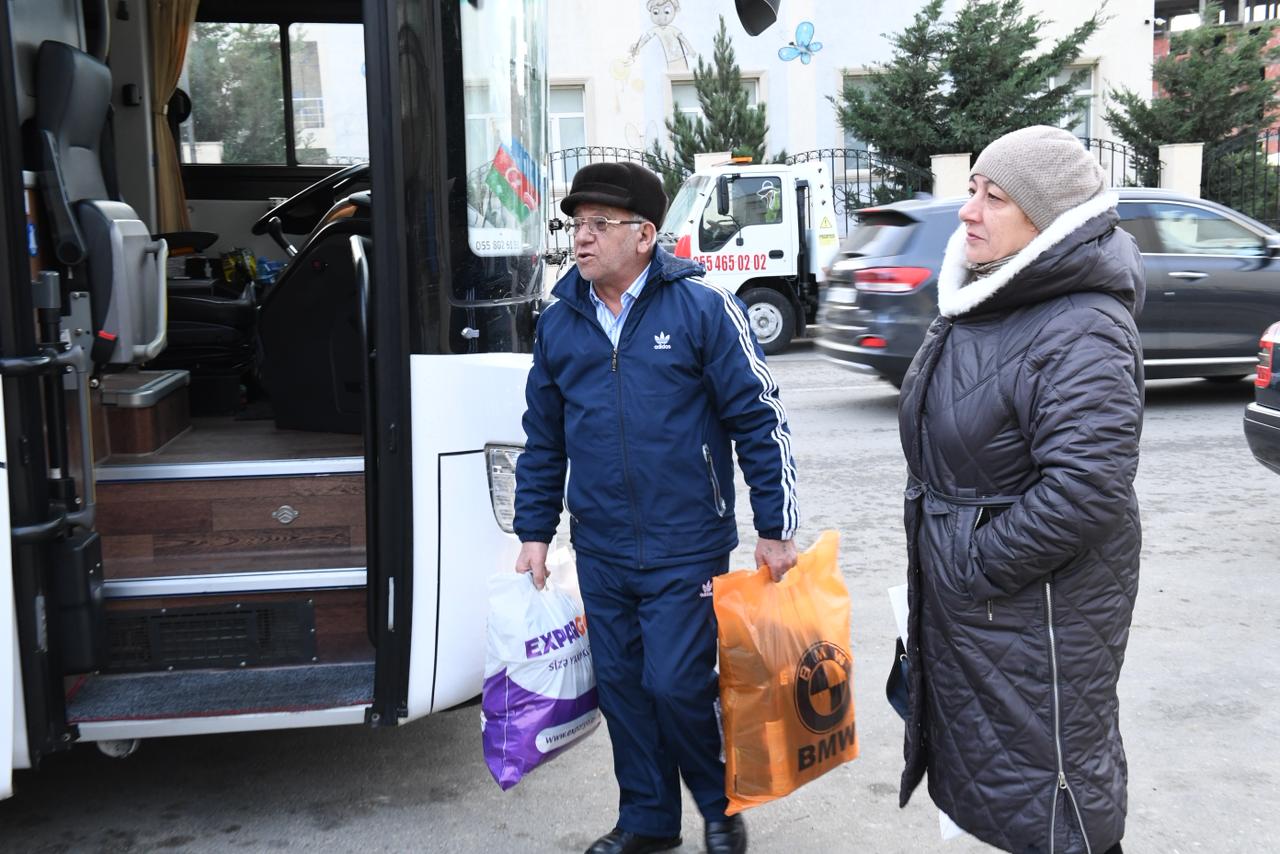 Another wave of Azerbaijan's former IDPs back to their native Aghdam (PHOTO)