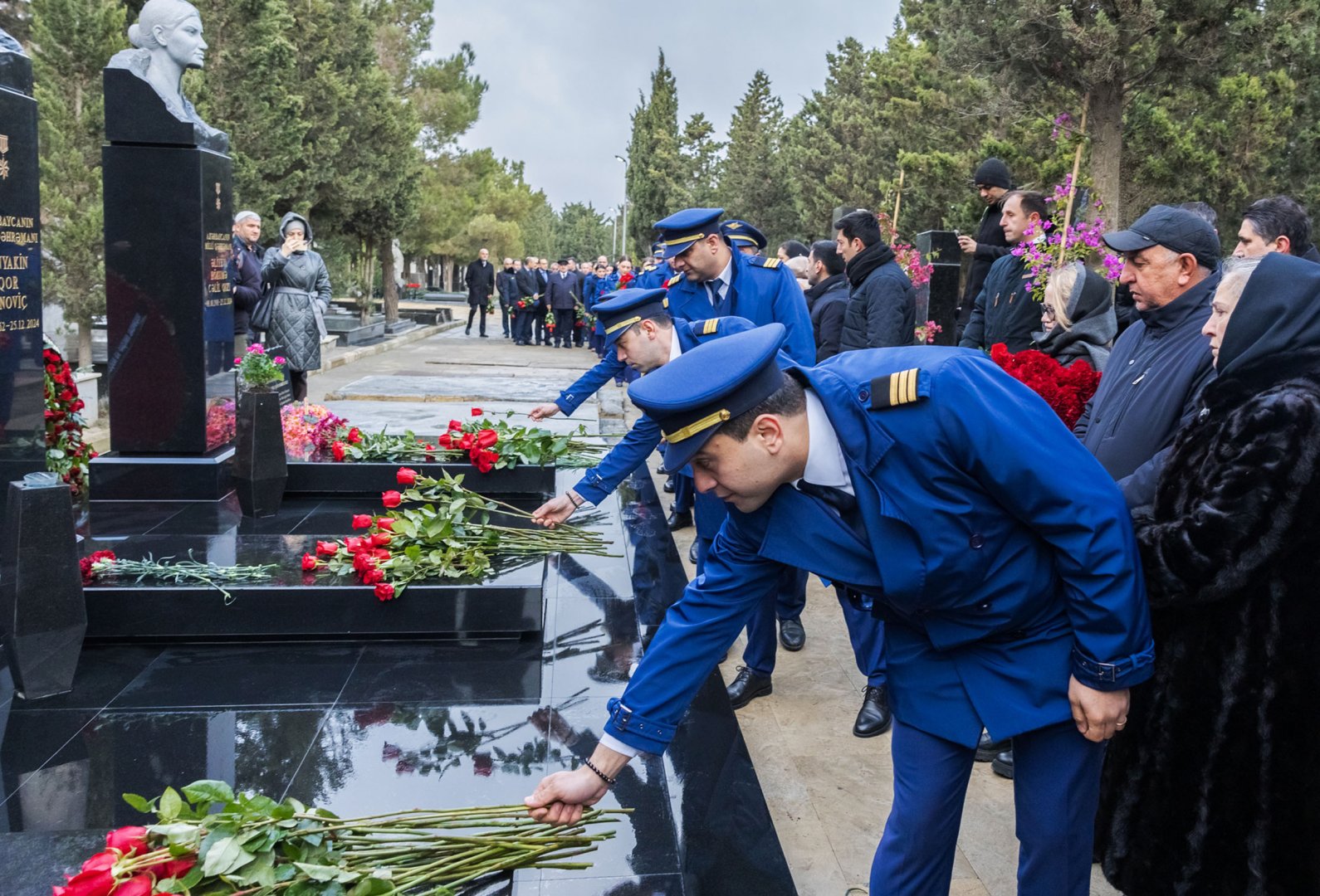 Heydar Aliyev International Airport holds memorial for AZAL plane crash victims (PHOTO/VIDEO)