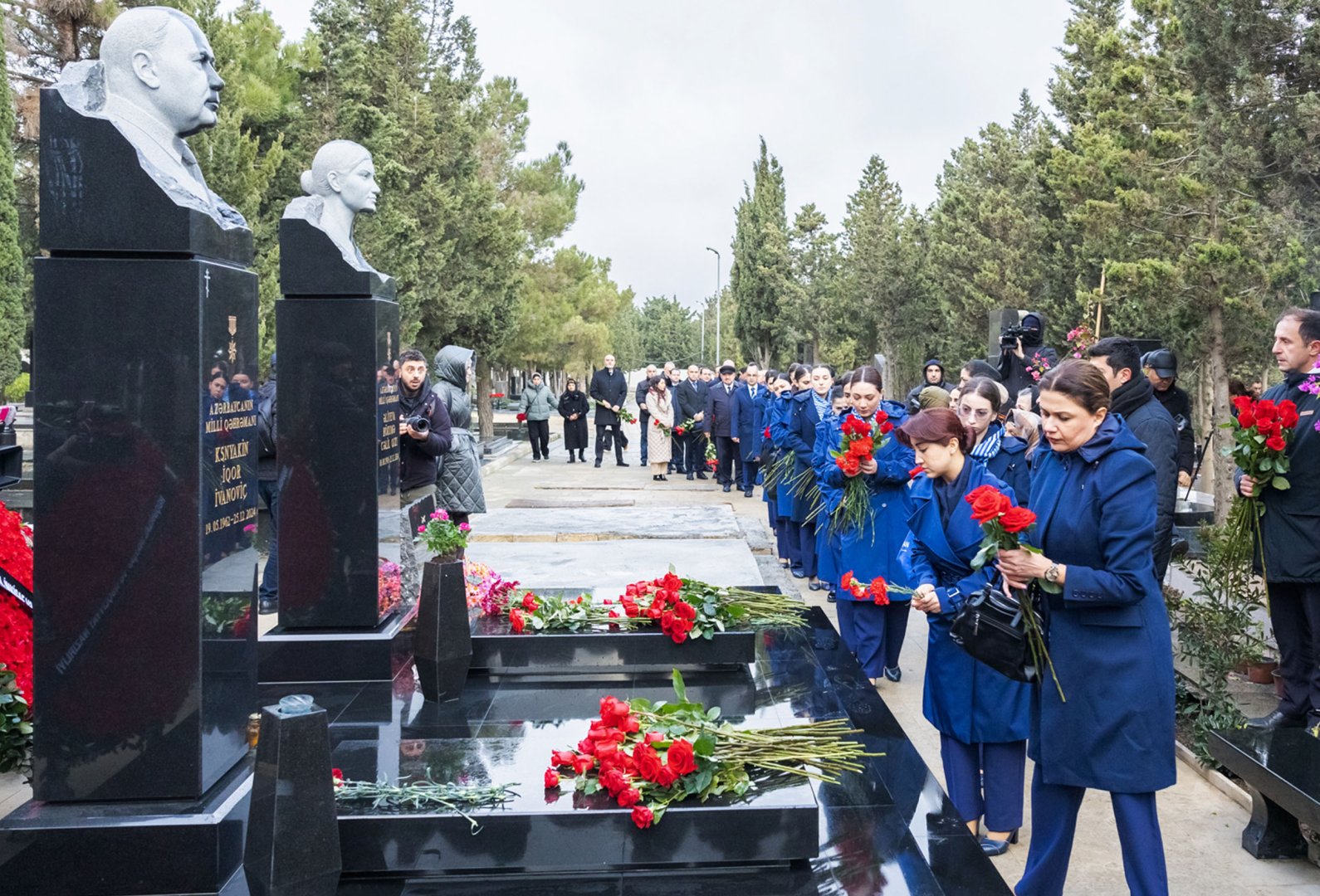 Heydar Aliyev International Airport holds memorial for AZAL plane crash victims (PHOTO/VIDEO)