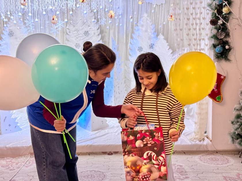 Heydar Aliyev Foundation VP Leyla Aliyeva organizes New Year celebrations for children in Ganja (PHOTO)