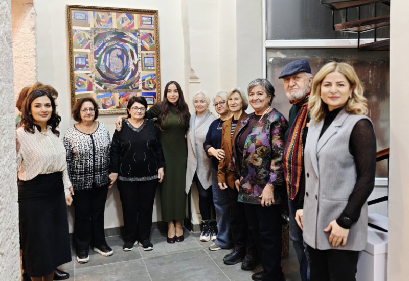 Heydar Aliyev Foundation VP Leyla Aliyeva meets with elderly citizens at 'Yasha' Center (PHOTO)