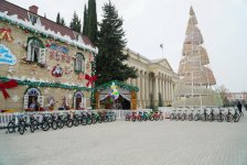 Initiated by Heydar Aliyev Foundation VP Leyla Aliyeva, New Year celebrations for children organized in Yevlakh (PHOTO)