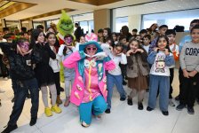 Heydar Aliyev Foundation VP Leyla Aliyeva, Arzu Aliyeva, and Alena Aliyeva attend festive celebration for children (PHOTO)