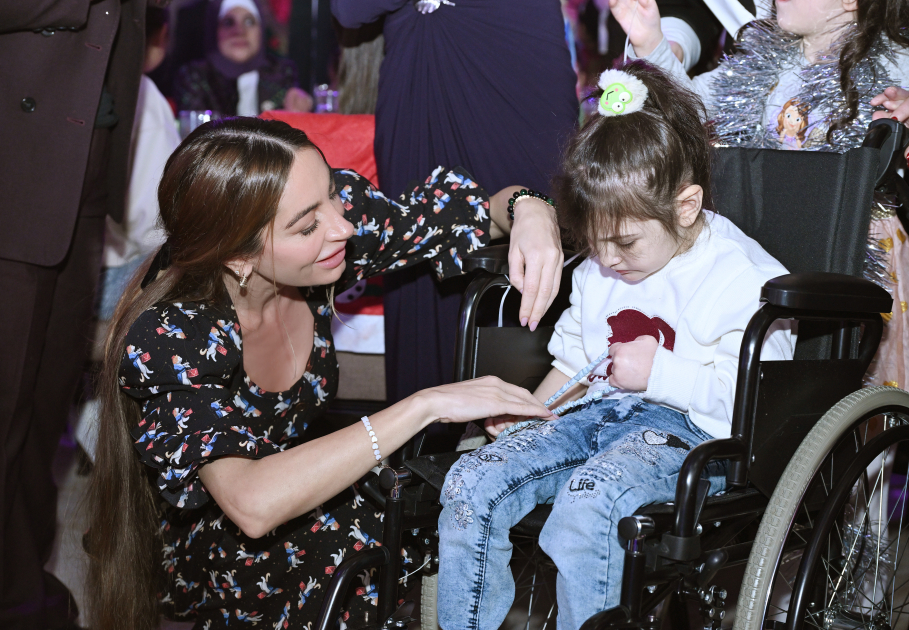 Heydar Aliyev Foundation VP Leyla Aliyeva, Arzu Aliyeva, and Alena Aliyeva attend festive celebration for children (PHOTO)