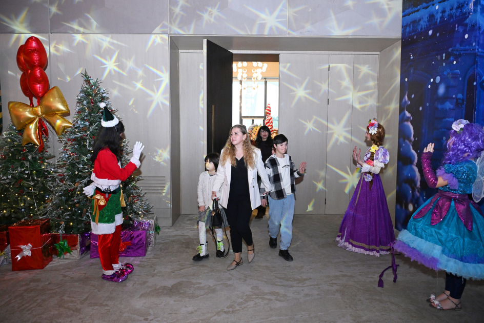Heydar Aliyev Foundation VP Leyla Aliyeva, Arzu Aliyeva, and Alena Aliyeva attend festive celebration for children (PHOTO)