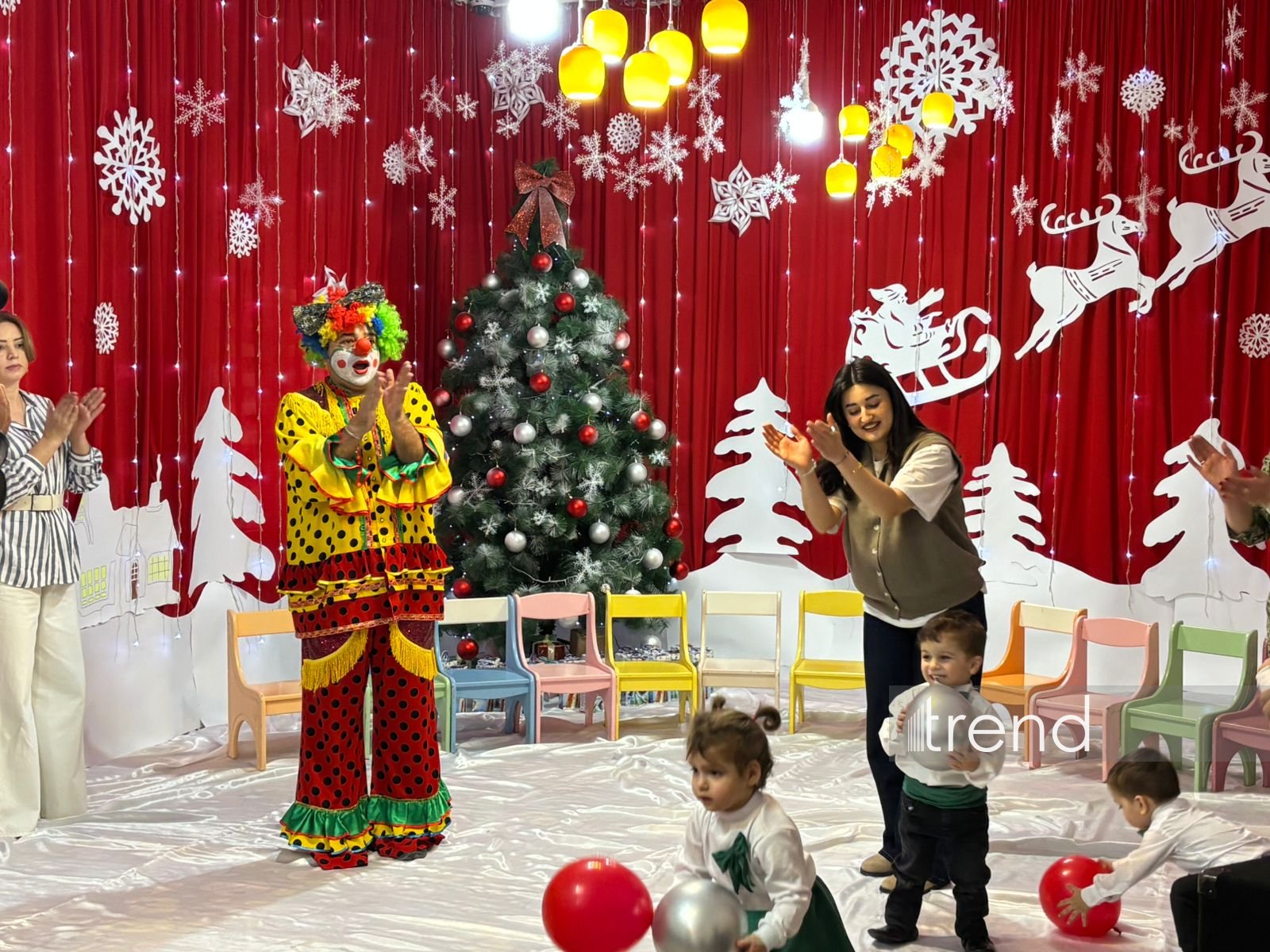 Azerbaijan’s Baku orphanage hosts New Year celebration (PHOTO)