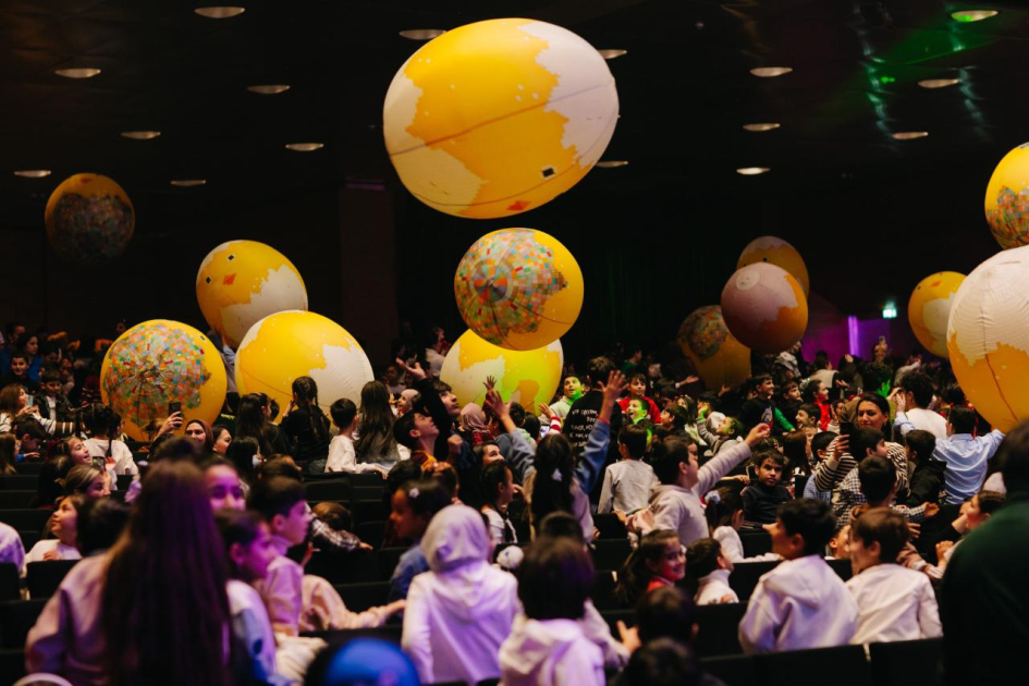 At Heydar Aliyev Foundation VP Leyla Aliyeva's initiative, Jirtdan mega show organized at Baku Convention Center (PHOTO)