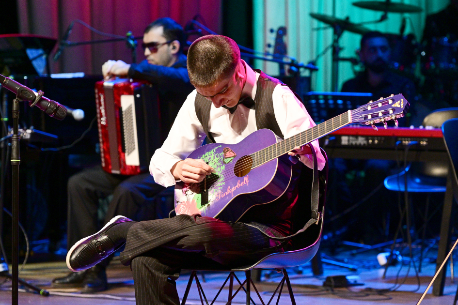 Heydar Aliyev Foundation VP Leyla Aliyeva and Alena Aliyeva visit DOST Center for Inclusive Development and Creativity (PHOTO)