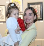 Head of Baku Media Center Arzu Aliyeva and Alena Aliyeva attend “10 Years Lived in Colors” exhibition (PHOTO)