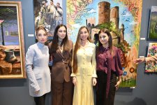 Head of Baku Media Center Arzu Aliyeva and Alena Aliyeva attend “10 Years Lived in Colors” exhibition (PHOTO)