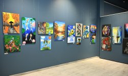 Head of Baku Media Center Arzu Aliyeva and Alena Aliyeva attend “10 Years Lived in Colors” exhibition (PHOTO)