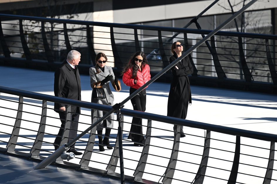 President Ilham Aliyev, First Lady Mehriban Aliyeva visit Baku White City (PHOTO/VIDEO)