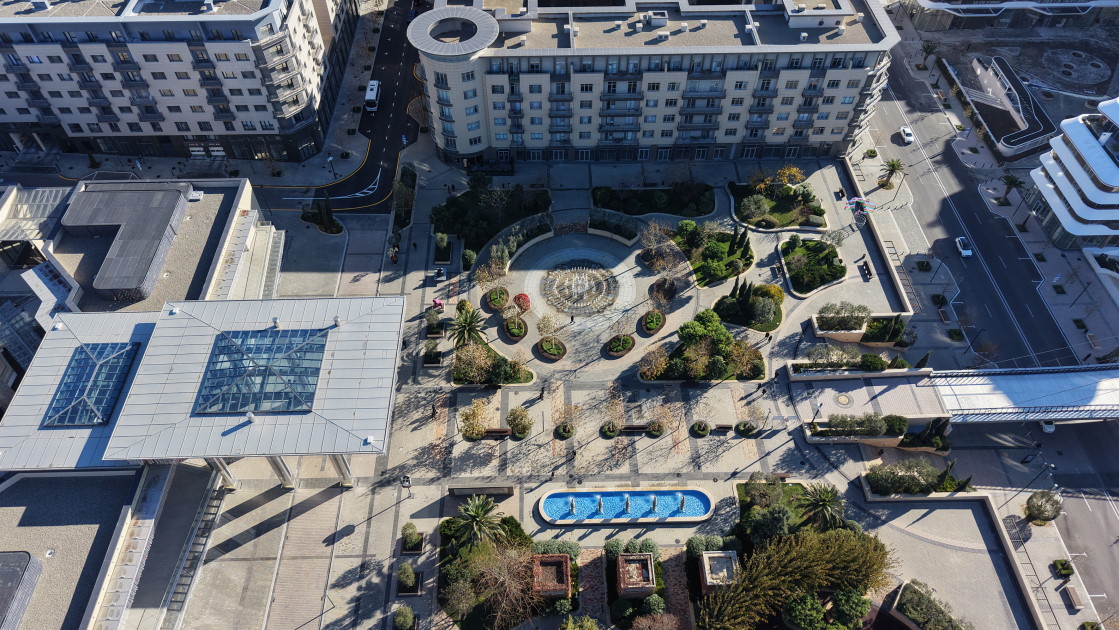 President Ilham Aliyev, First Lady Mehriban Aliyeva visit Baku White City (PHOTO/VIDEO)