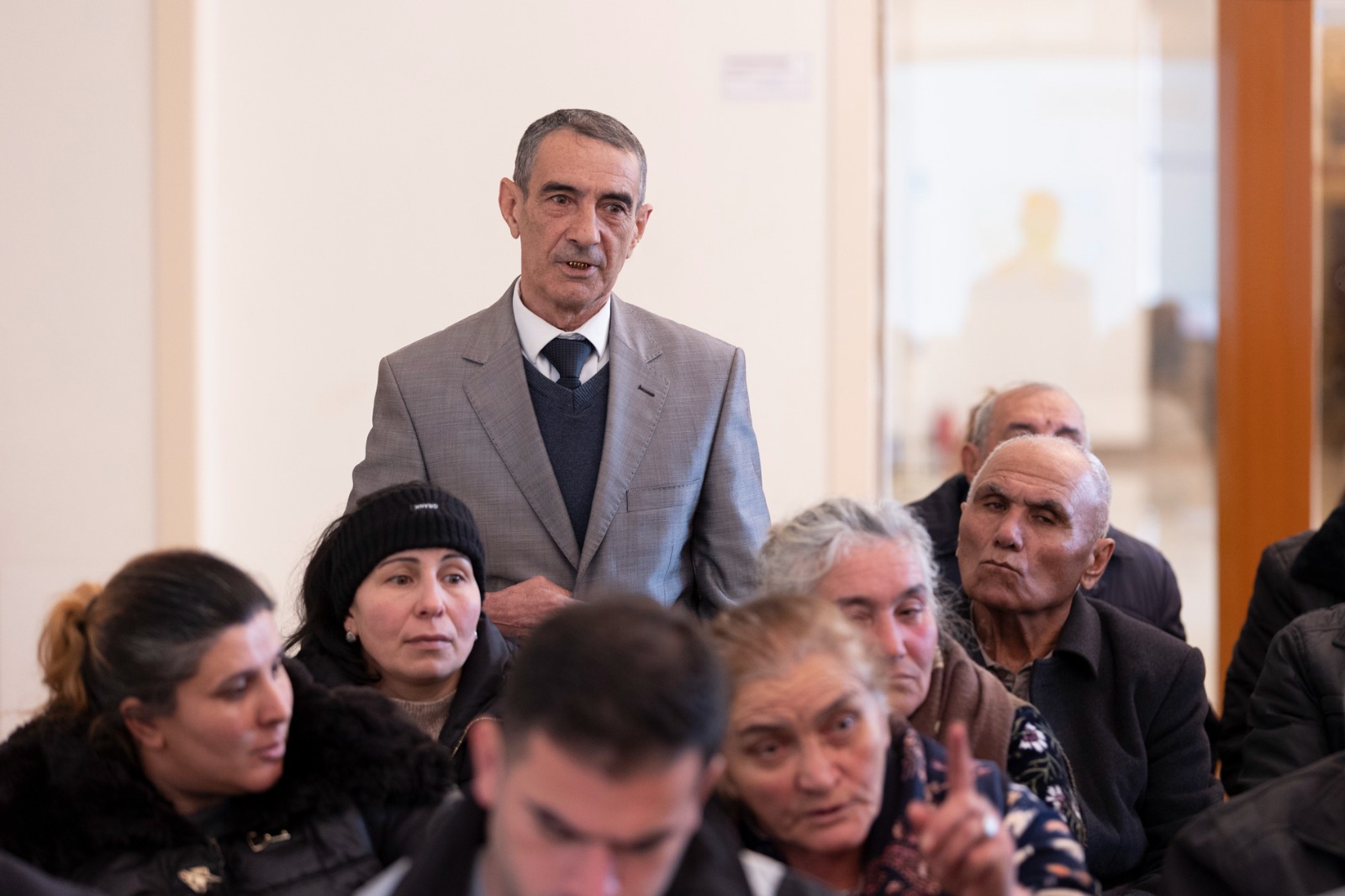 Members of AzerGold’s CSR Committee meet with citizens in Goygol (PHОТО)