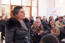 Members of AzerGold’s CSR Committee meet with citizens in Goygol (PHОТО)