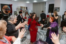 Heydar Aliyev Foundation VP Leyla Aliyeva, Head of Baku Media Center Arzu Aliyeva attend festive event at social services facility for elderly people (PHOTO)