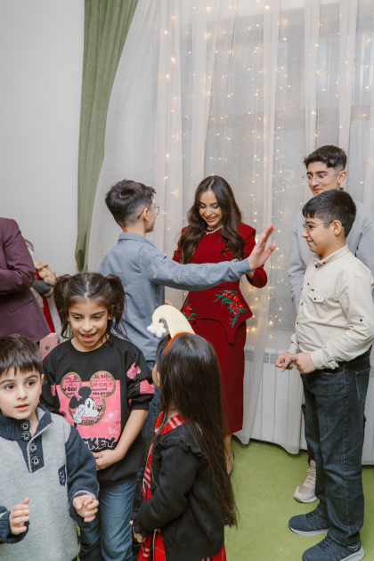 Heydar Aliyev Foundation VP Leyla Aliyeva, Head of Baku Media Center Arzu Aliyeva attend festive event at “Hold My Hand” Social Rehabilitation Center for Children (PHOTO)